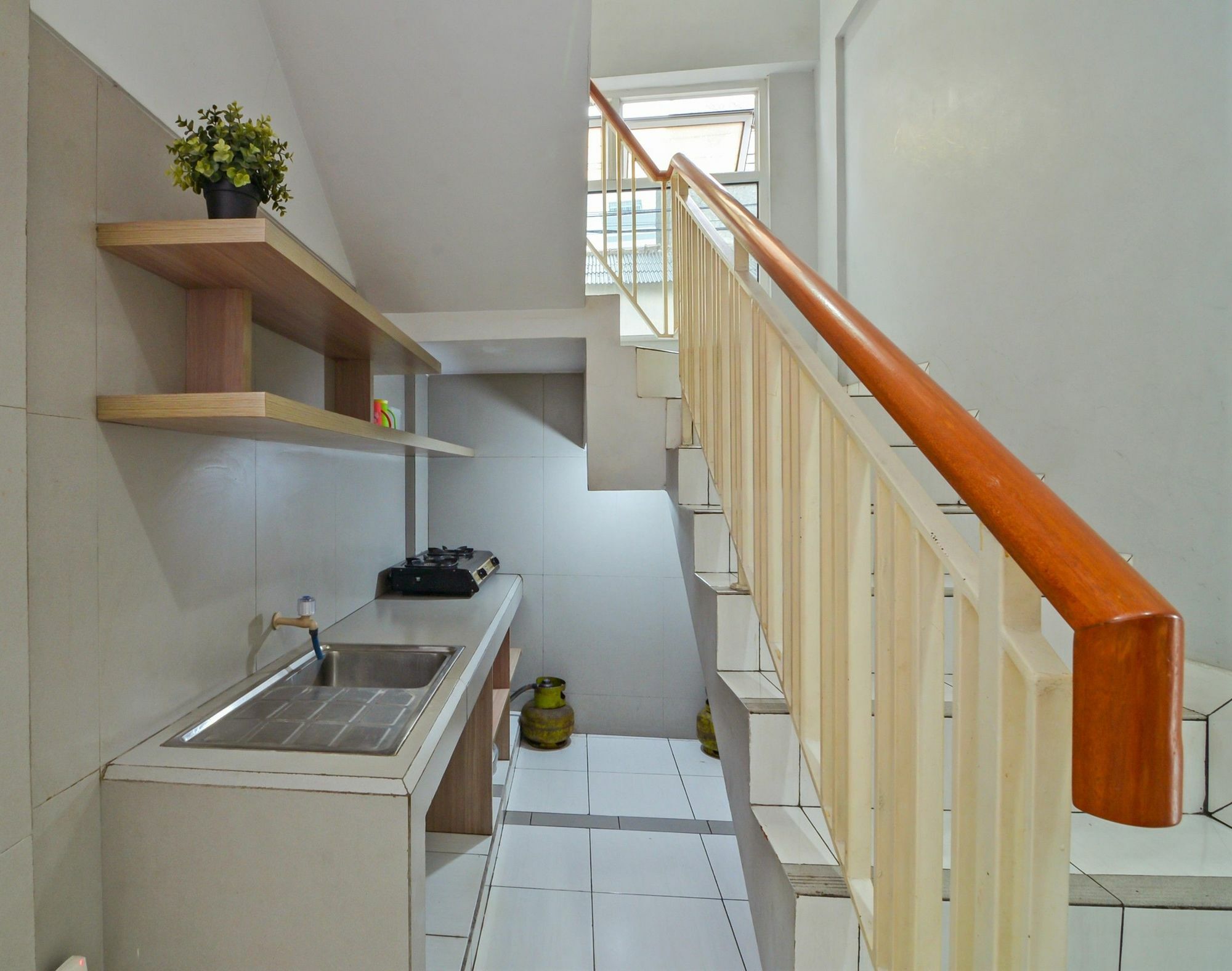 Zen Rooms Karet Pedurenan ジャカルタ エクステリア 写真